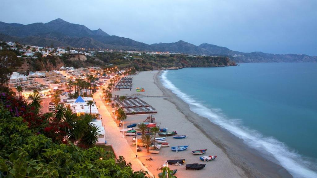 Apartamento La Casa Del Abuelo Nerja Eksteriør bilde